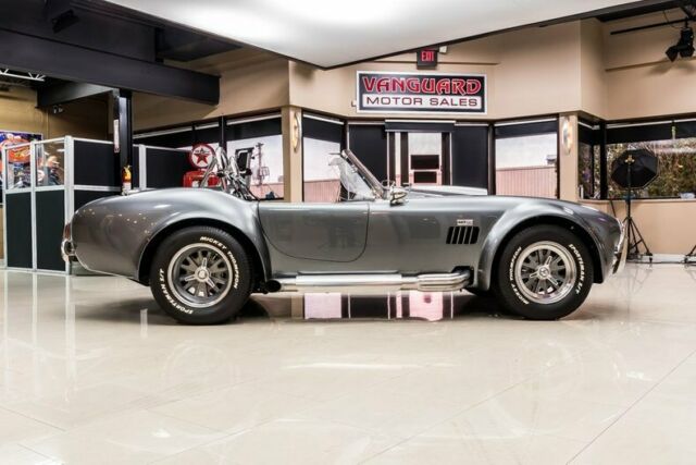 1965 Shelby Cobra Superformance - photo 12