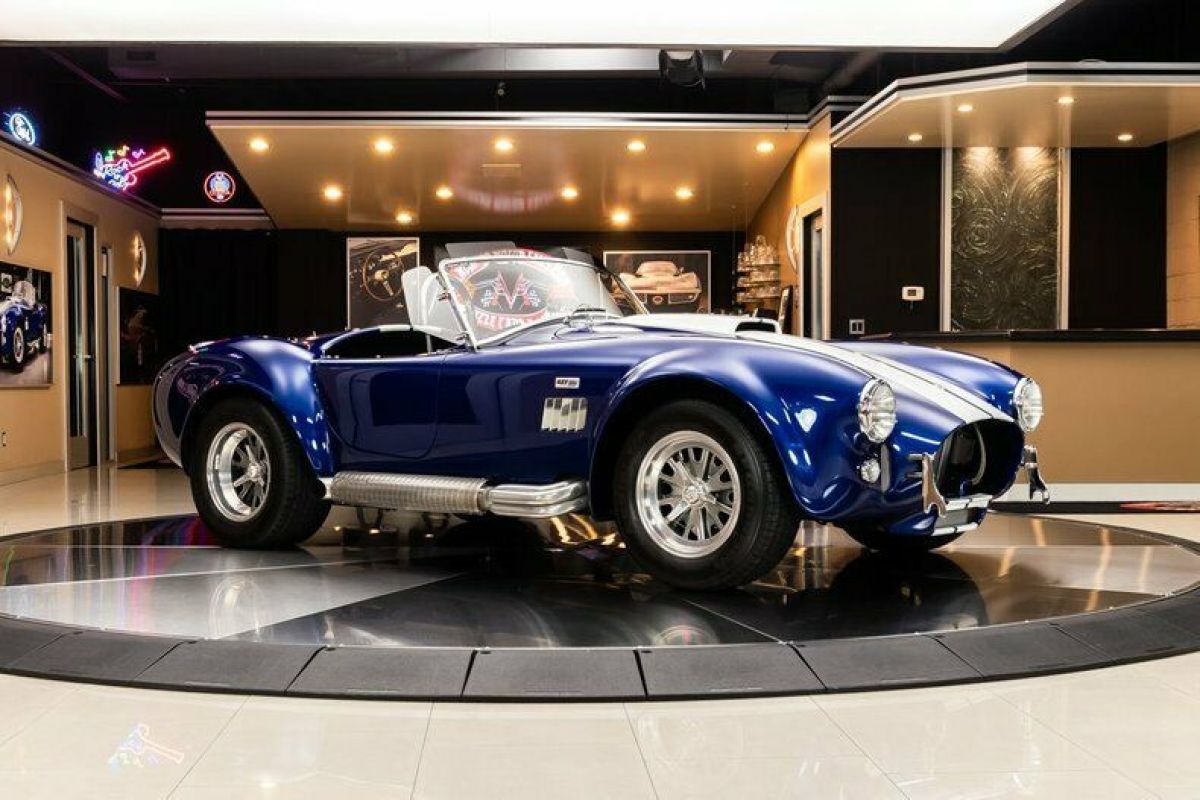 1965 Shelby Cobra Superformance - photo 10