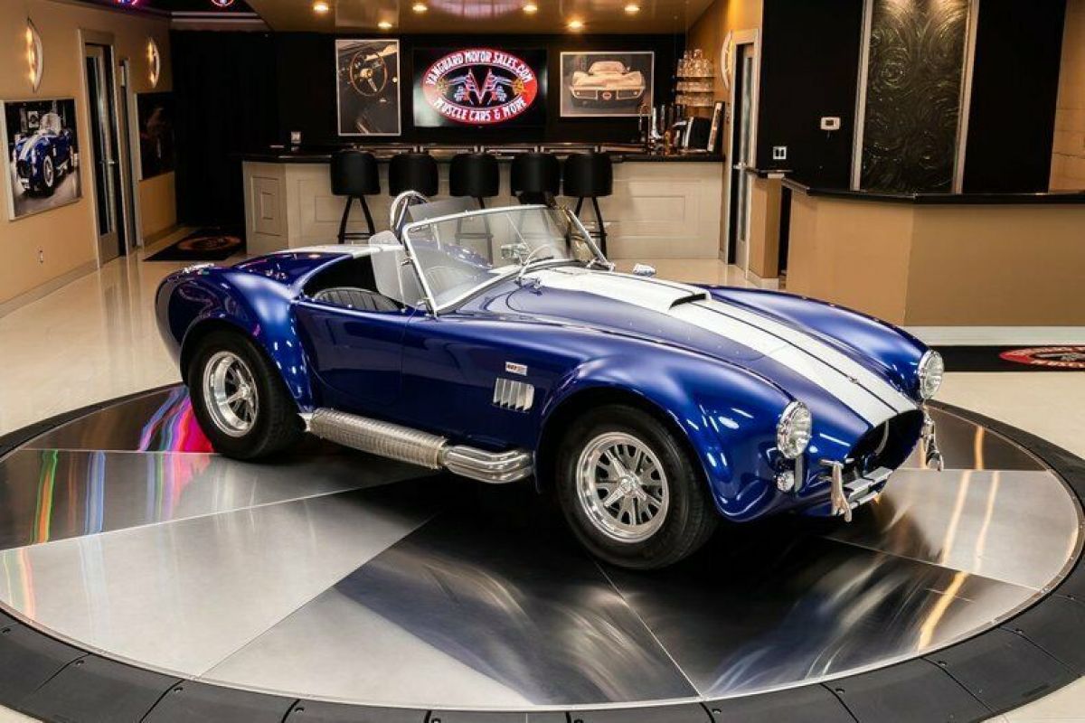 1965 Shelby Cobra Superformance - photo 11