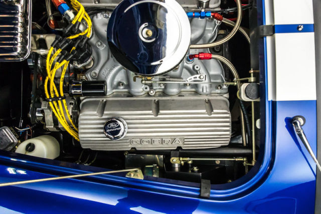 1965 Shelby Cobra Superformance - photo 3
