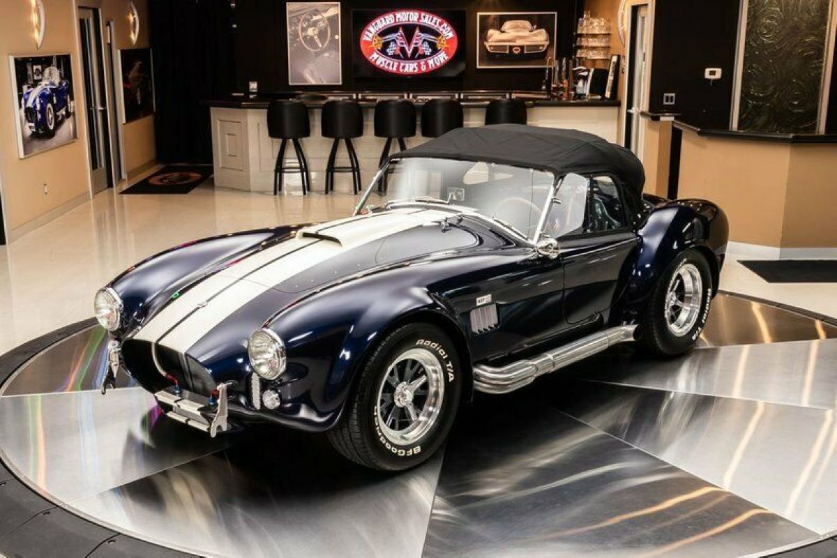 1965 Shelby Cobra Superformance - photo 6