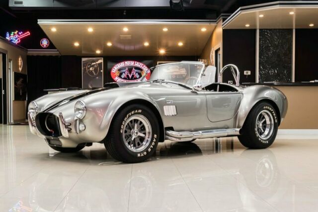 Superformance Cobra! Ford Racing SVO 460ci V8 Crate Engine, TKO 5-Speed Manual 1965 Shelby Cobra Superformance