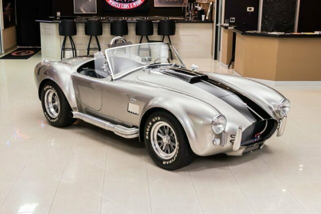 1965 Shelby Cobra Superformance - photo 11