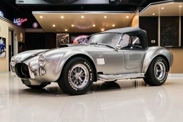 1965 Shelby Cobra Superformance - photo 6