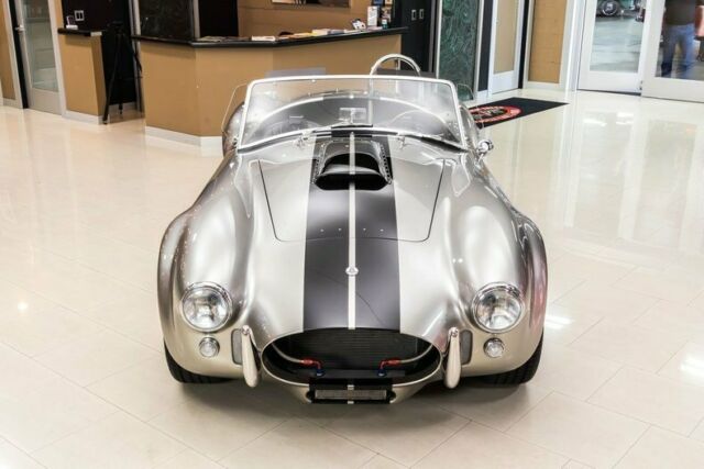 1965 Shelby Cobra Superformance - photo 9