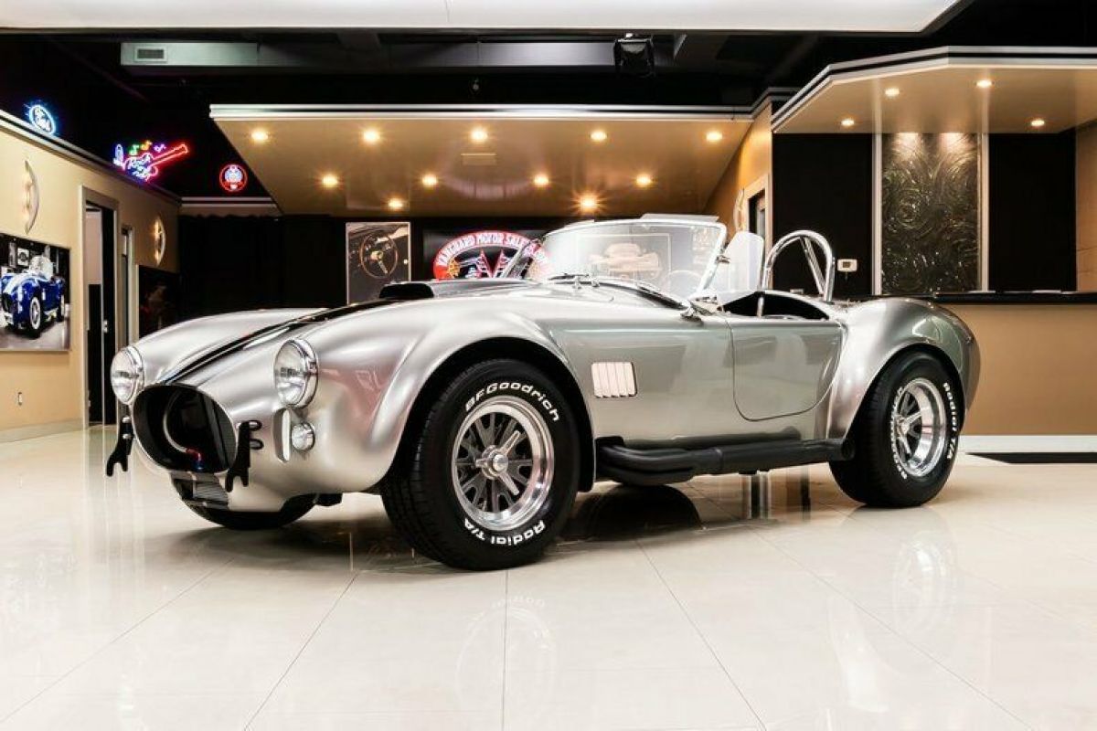 Superformance Cobra! Shelby Aluminum 427 FE V8, 5-Speed Manual! 1965 Shelby Cobra Superformance
