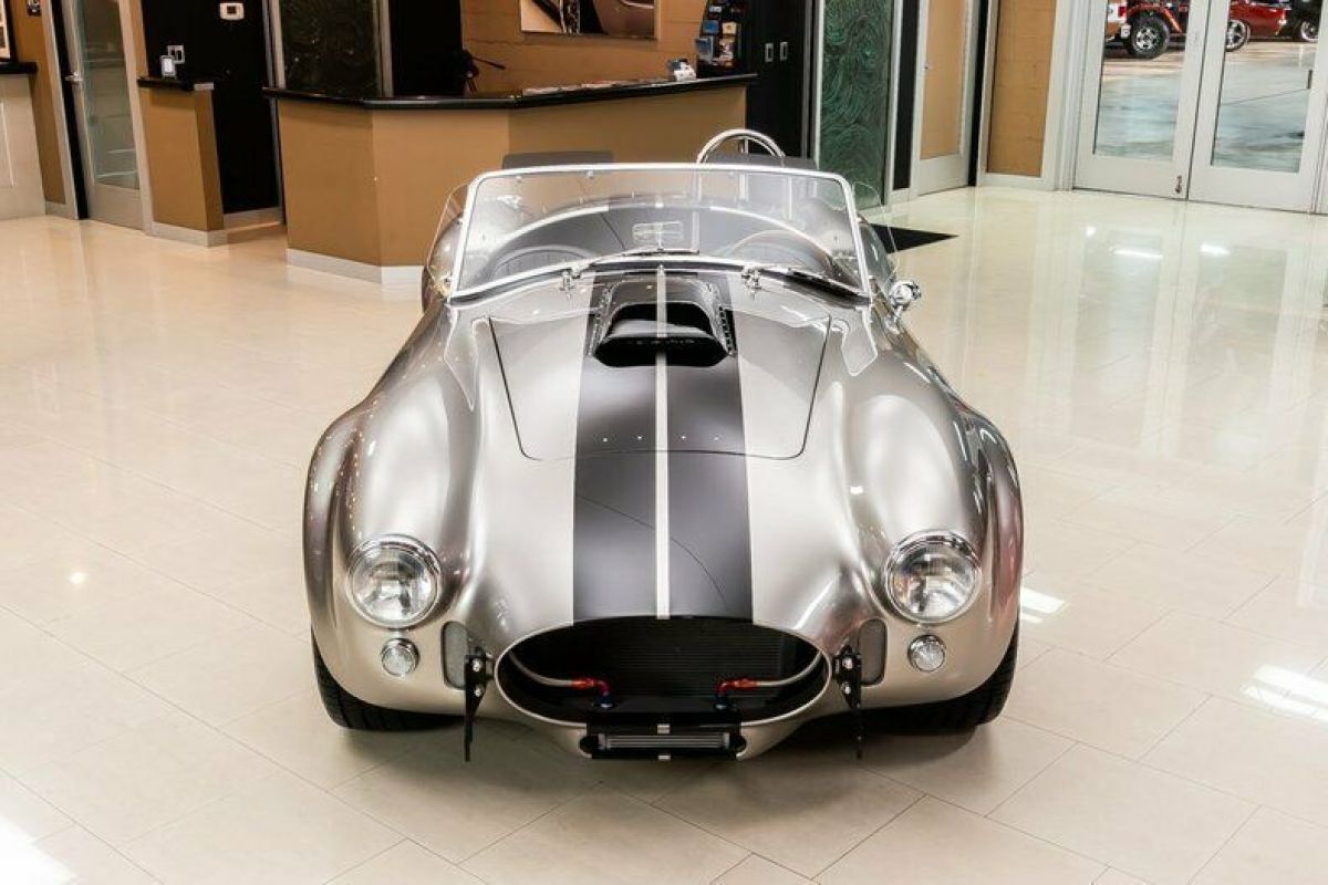1965 Shelby Cobra Superformance - photo 7