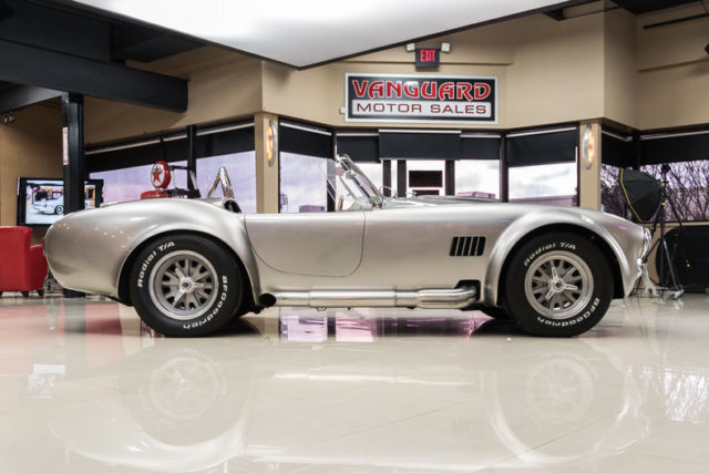 1965 Shelby Cobra Superformance - photo 12