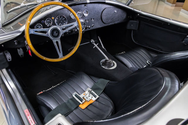1965 Shelby Cobra Superformance - photo 2