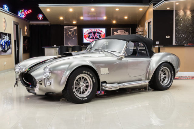 1965 Shelby Cobra Superformance - photo 5
