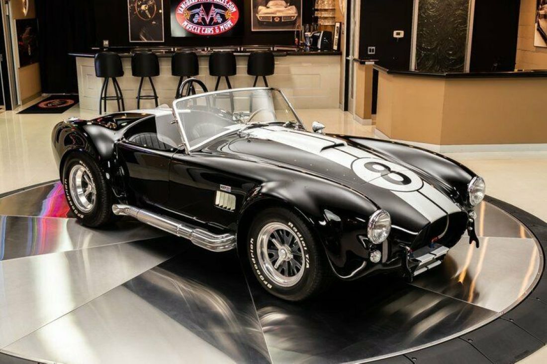1965 Shelby Cobra Superformance - photo 10