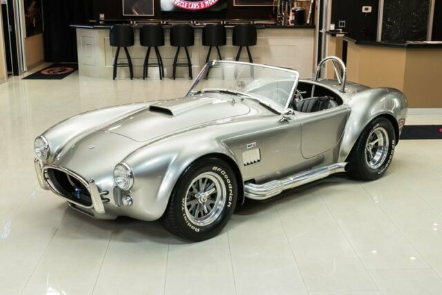 1965 Shelby Cobra Superformance - photo 5