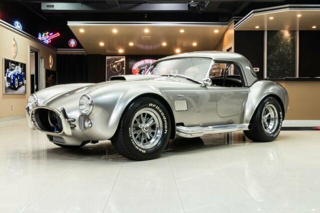 1965 Shelby Cobra Superformance - photo 6