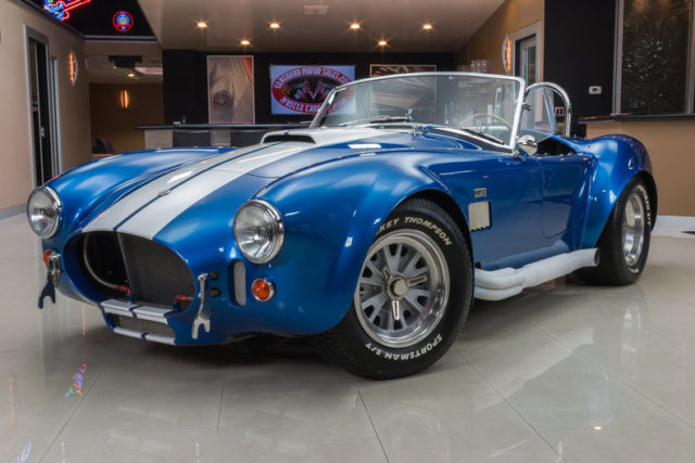 Superformance! Ford Racing 512ci Stroker V8, TKO 5-Speed Manual, Low Miles! 1965 Shelby Cobra Superformance