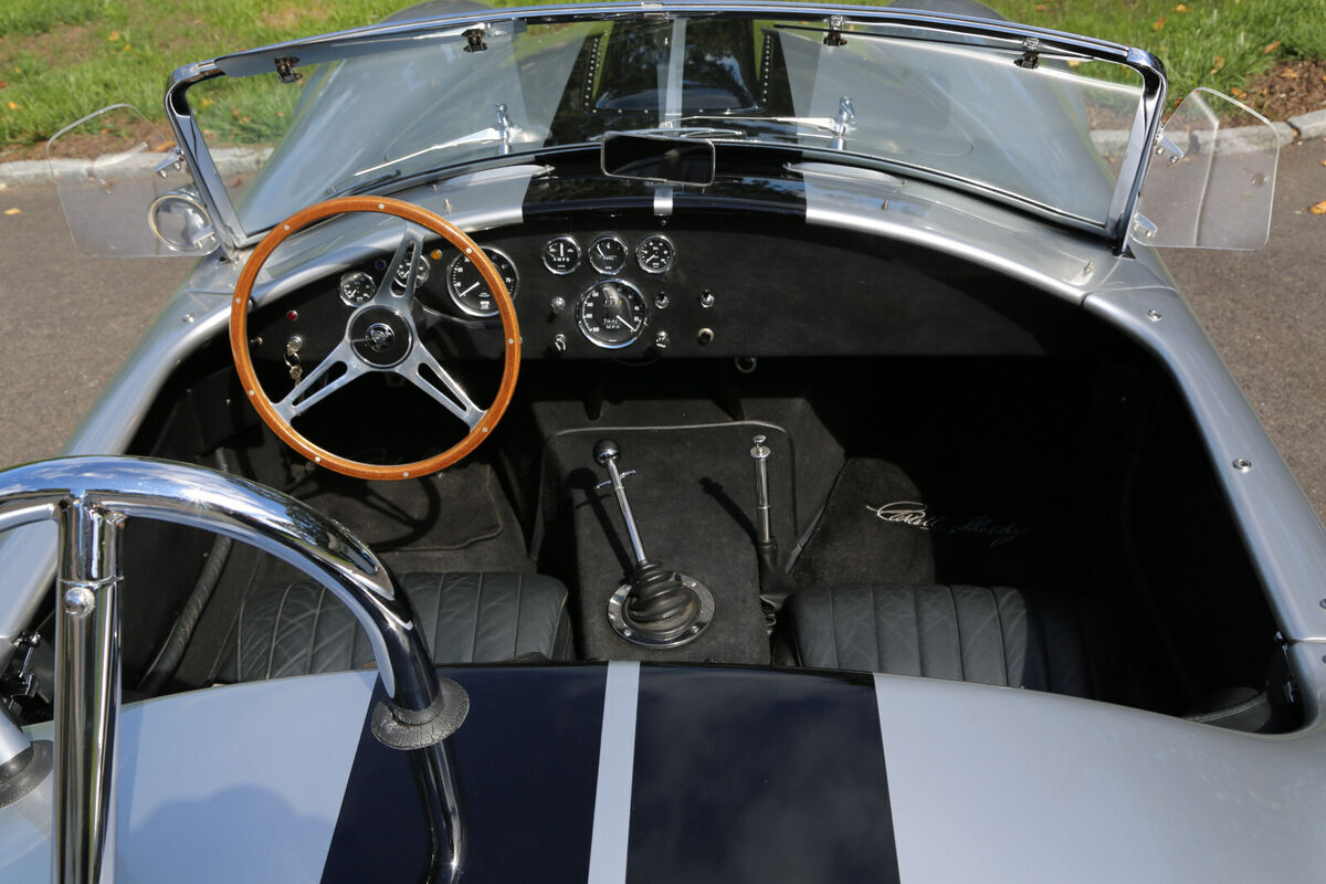 1965 Shelby Cobra Superformance - photo 4