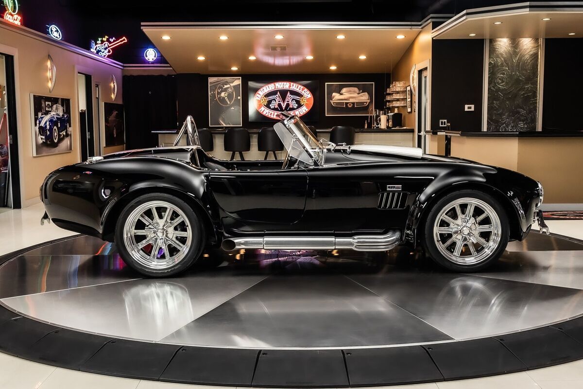 1965 Shelby Cobra Superformance - photo 12