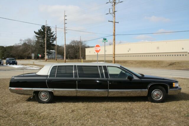 1993 Cadillac Fleetwood 79K LIMO ALL BLACK DUAL AC 9 PASSENGER - photo 10