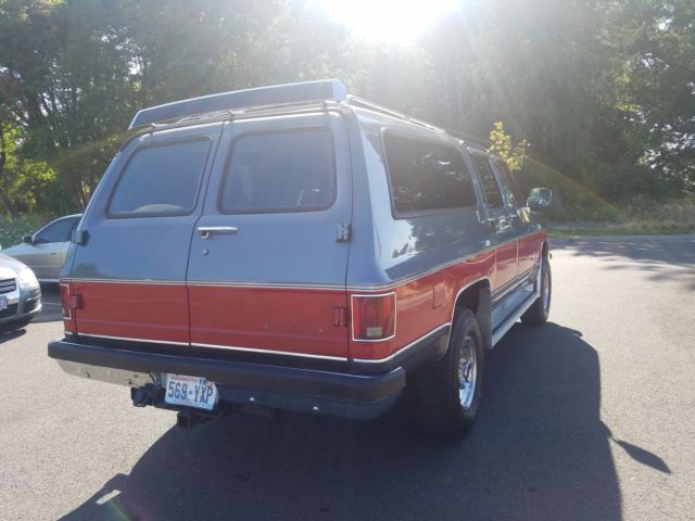 1989 Chevrolet Suburban - photo 4