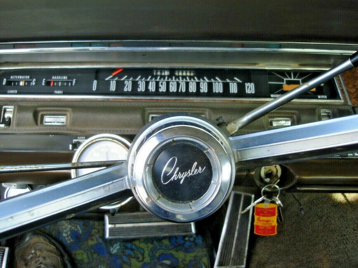 1968 Chrysler Town & Country - photo 13