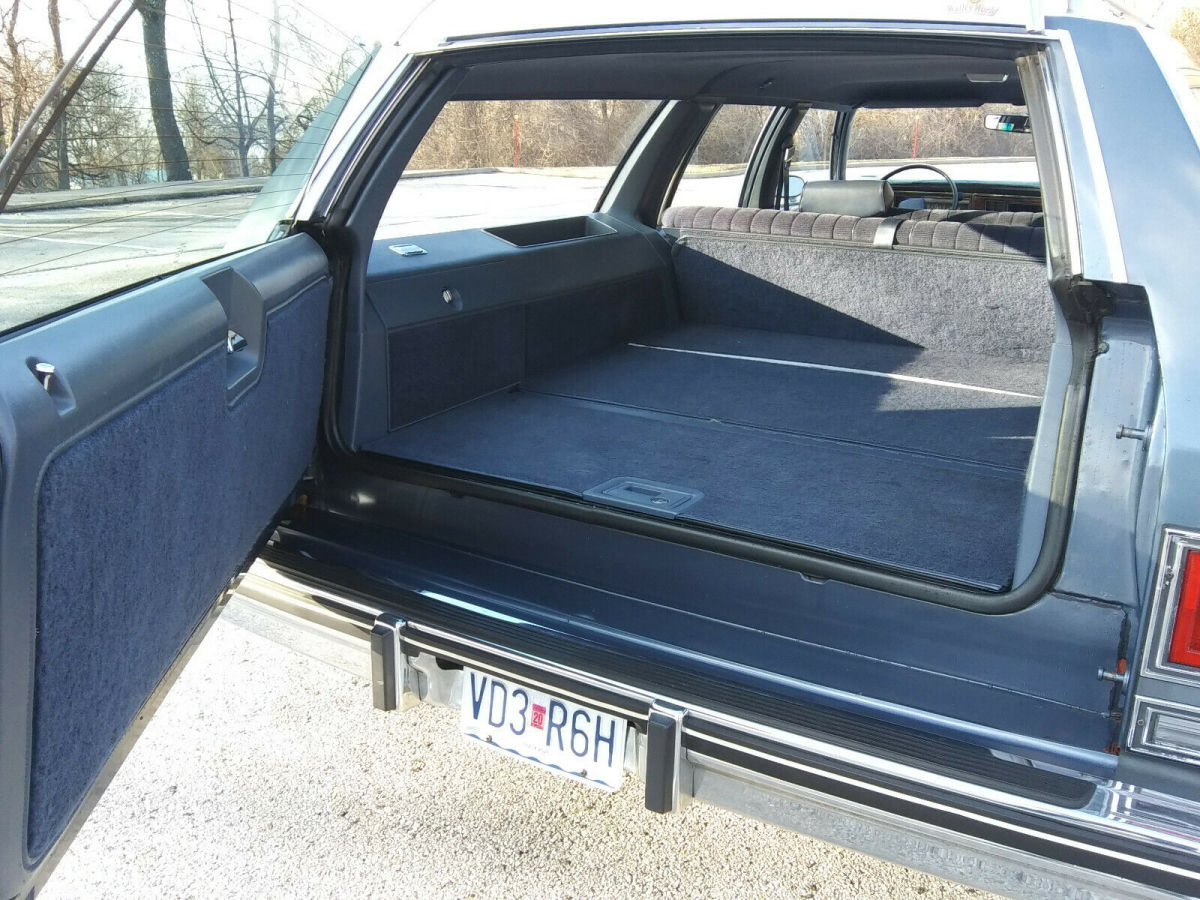 1984 Oldsmobile Custom Cruiser Station Wagon - photo 6