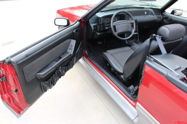 1990 Ford Mustang GT - photo 11
