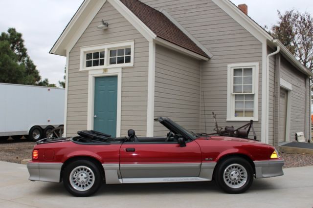 1990 Ford Mustang GT - photo 3