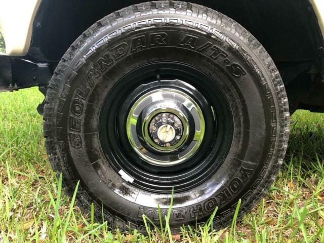 1982 Toyota Land Cruiser FJ60 - photo 11