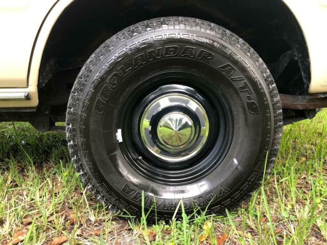 1982 Toyota Land Cruiser FJ60 - photo 12