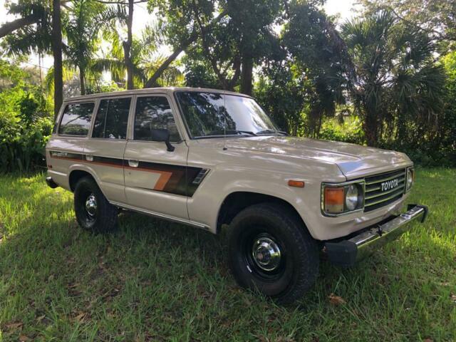 1982 Toyota Land Cruiser FJ60 - photo 4