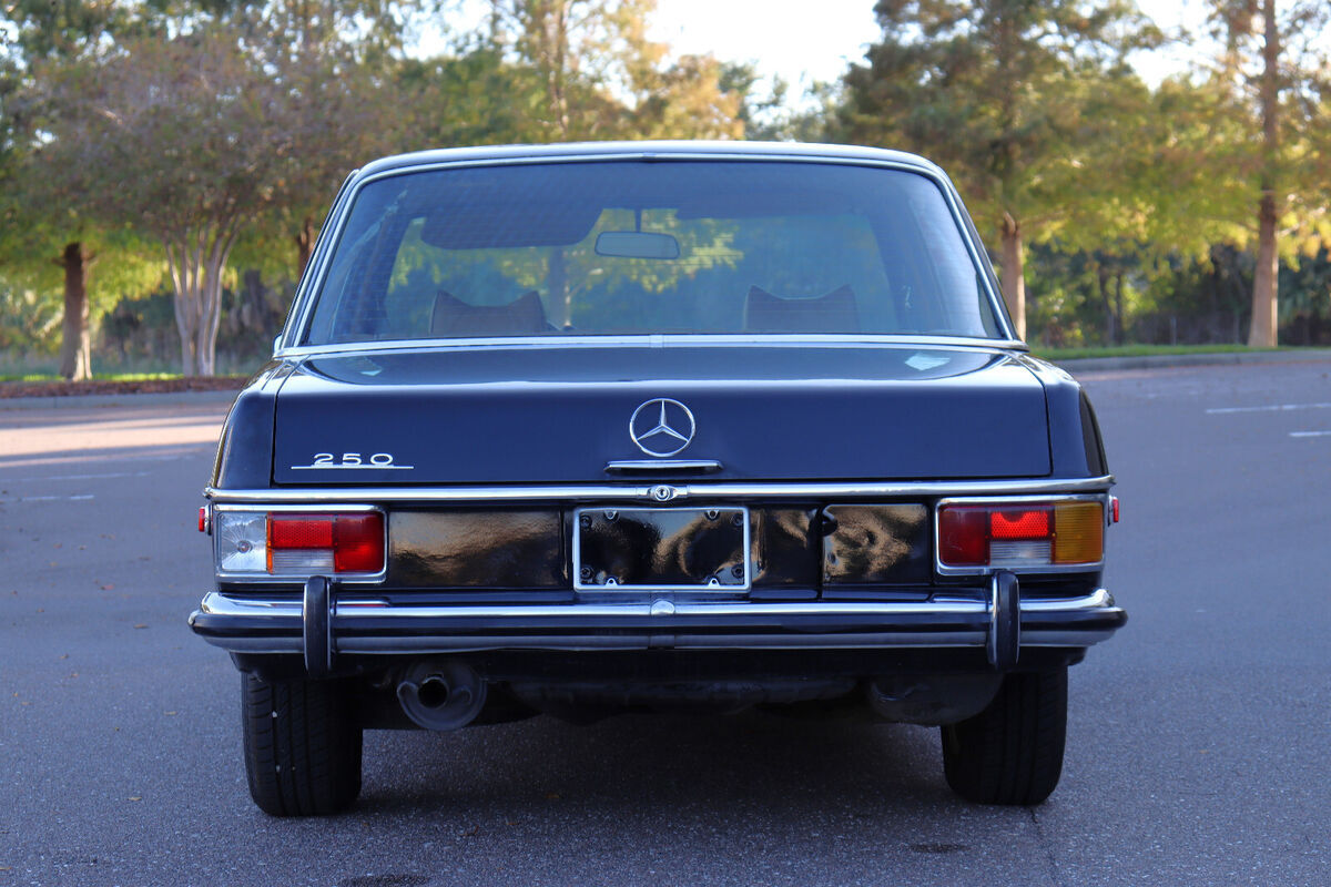 1972 Mercedes-Benz 250 - photo 4