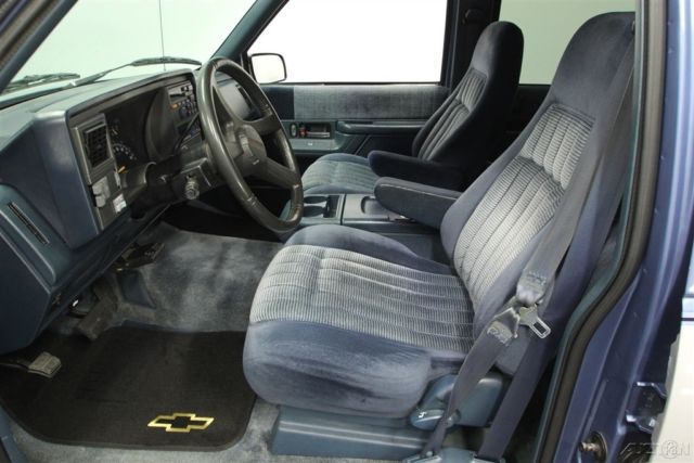 1994 Chevrolet Suburban Cheyenne - photo 4