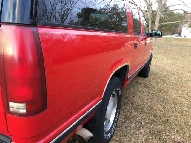 1994 Chevrolet Suburban Silverado - photo 7