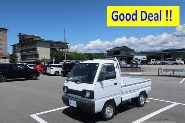 Suzuki Carry Truck 2WD!! Mini trucks are easy to go even in narrow places. 1990 Suzuki Carry Truck