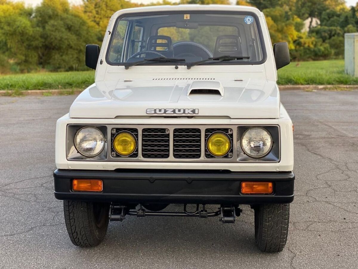 1988 Suzuki Samurai 4WD 4X4 NO RUST SOLID FRAME RUNS LIKE NEW NO RESERVE - photo 2