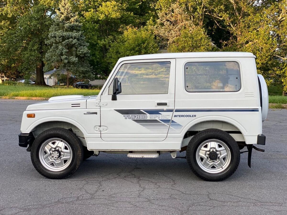 1988 Suzuki Samurai 4WD 4X4 NO RUST SOLID FRAME RUNS LIKE NEW NO RESERVE - photo 3