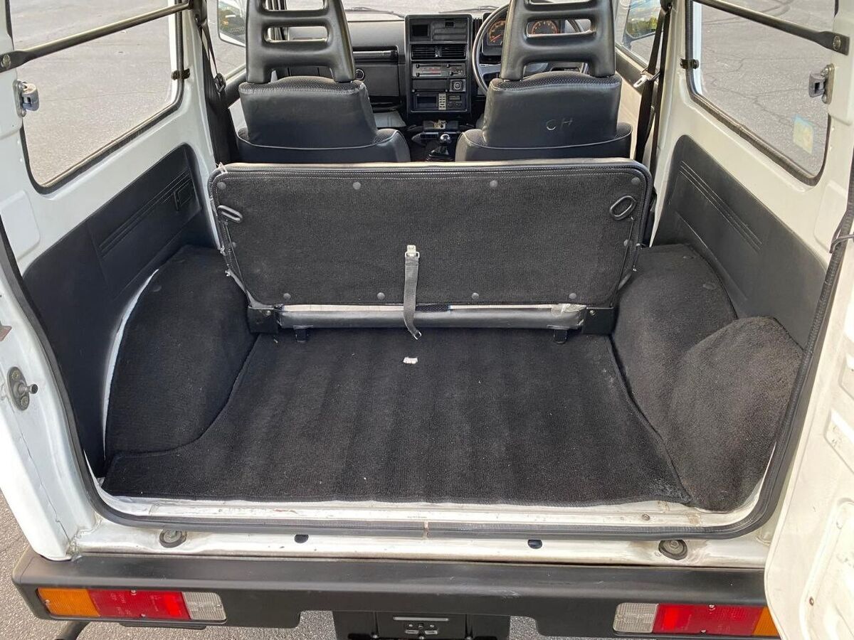 1988 Suzuki Samurai 4WD 4X4 NO RUST SOLID FRAME RUNS LIKE NEW NO RESERVE - photo 6