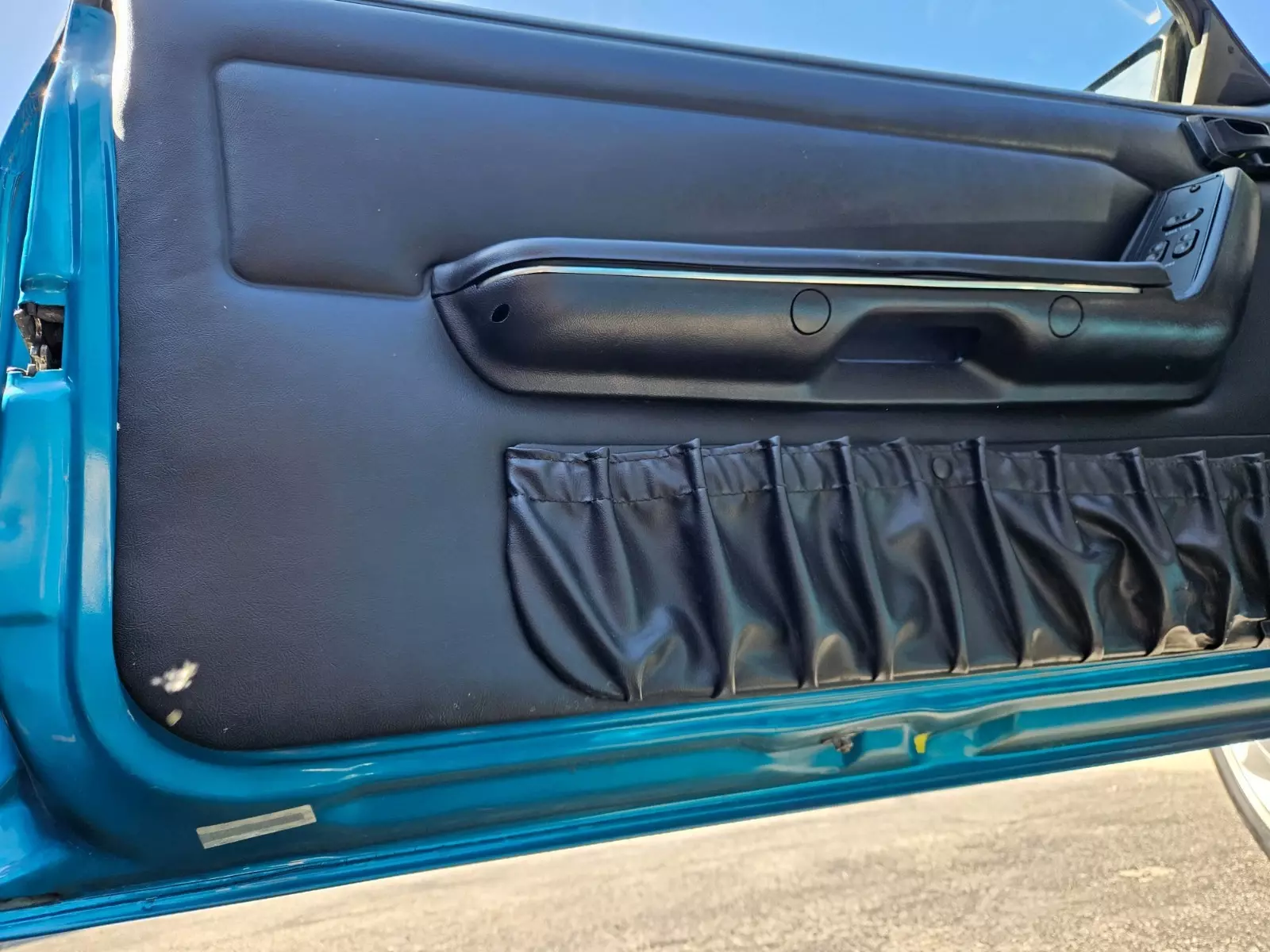 1993 Ford Mustang COBRA - photo 7