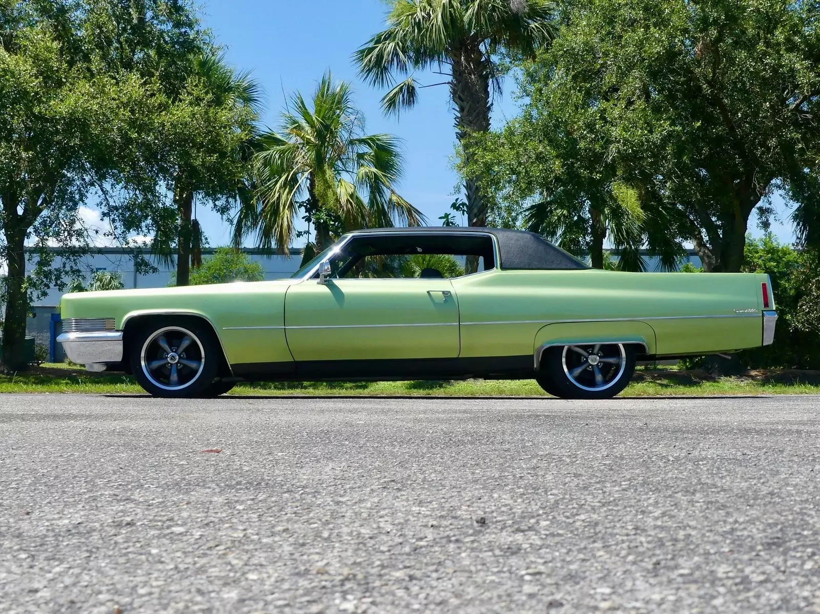 1970 Cadillac Coupe DeVille - photo 12