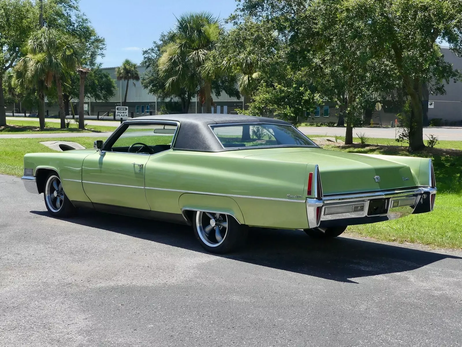 1970 Cadillac Coupe DeVille - photo 13