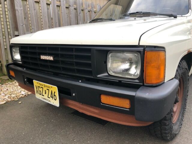 1984 Toyota Tacoma - photo 8