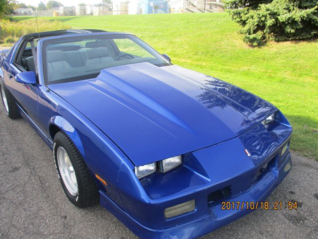 1989 Chevrolet Camaro I-ROC - photo 3
