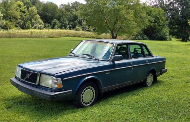 ~sweet 240~ 1990 Volvo 240 Sedan 1990 Volvo 240 DL