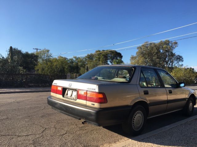 1988 Honda Accord DX - photo 2