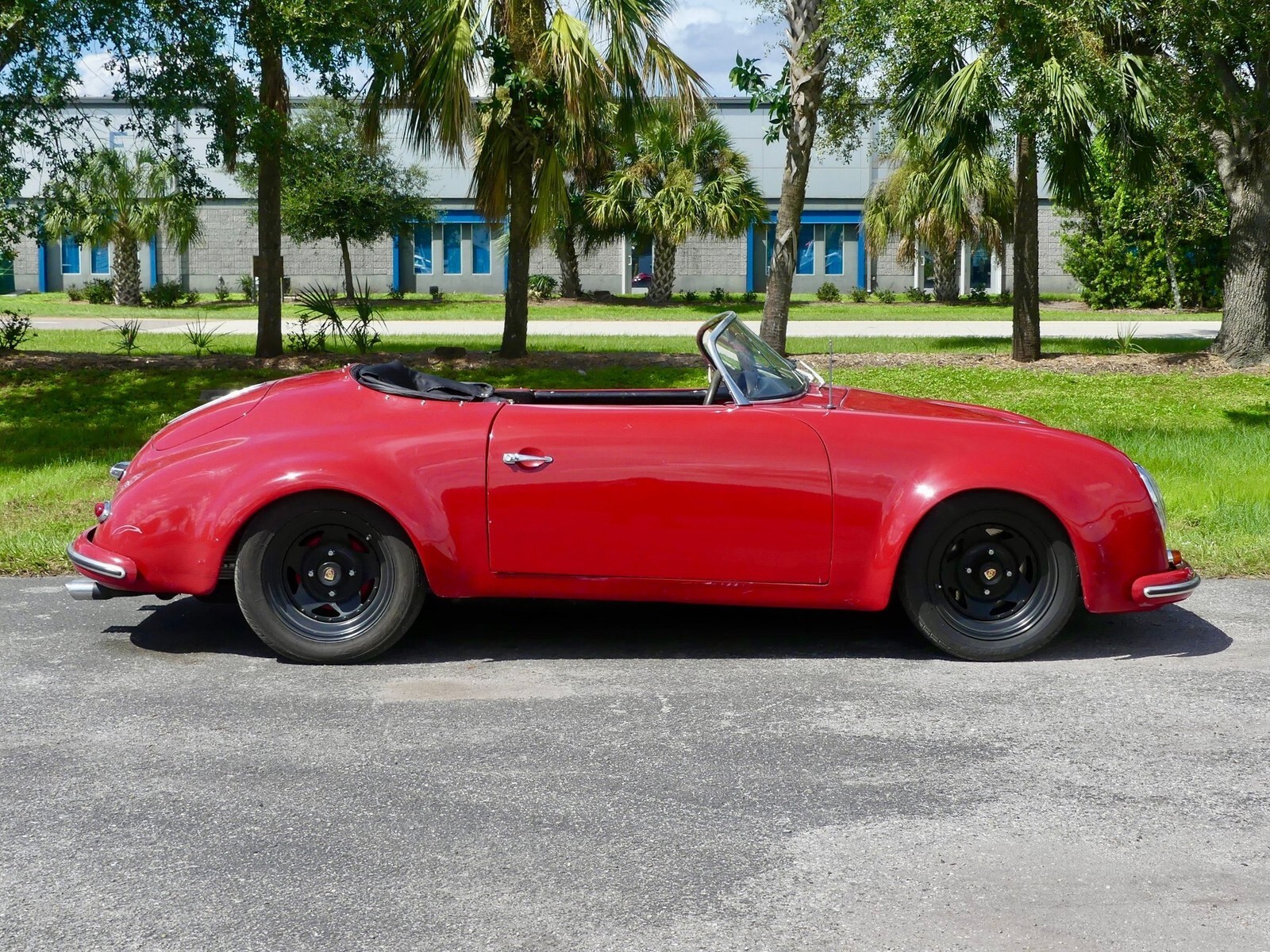 1956 Porsche 356 Speedster Replica - photo 4