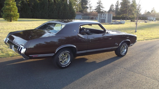 1970 Oldsmobile Cutlass SX W-32 - photo 6