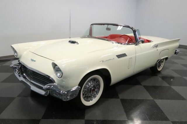 1957 Ford Thunderbird Convertible - photo 6