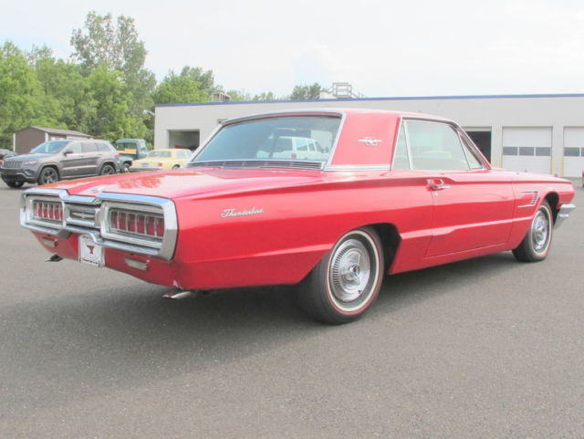 1965 Ford Thunderbird - photo 11