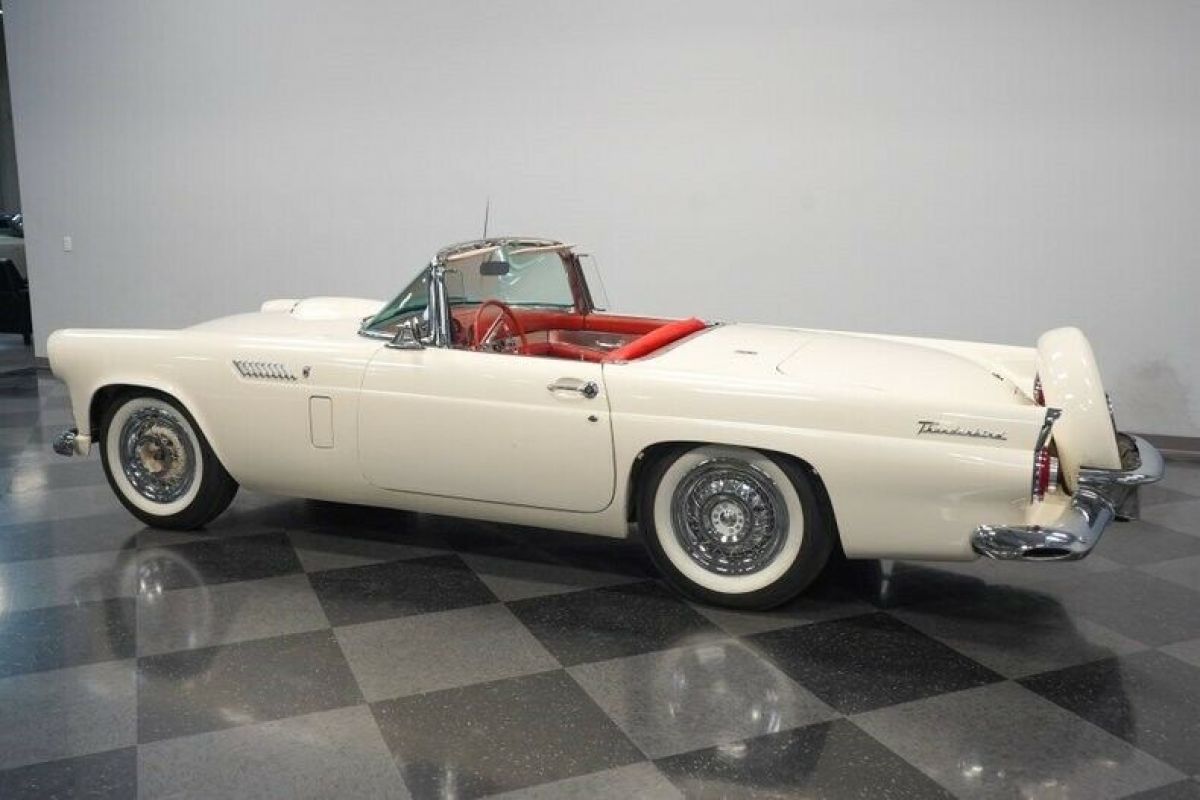 1956 Ford Thunderbird Convertible - photo 9