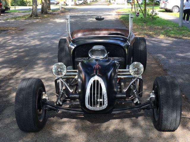 1922 Ford Model T - photo 4