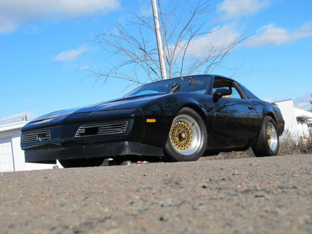 T Top Firebird 355 Ram Air 5 speed manual 1983 Pontiac Trans Am Trans Am Coupe 2-Door